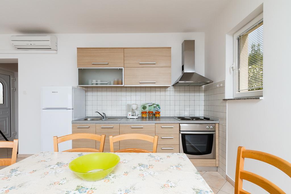 Apartments Vukelic Klenovica Pokój zdjęcie