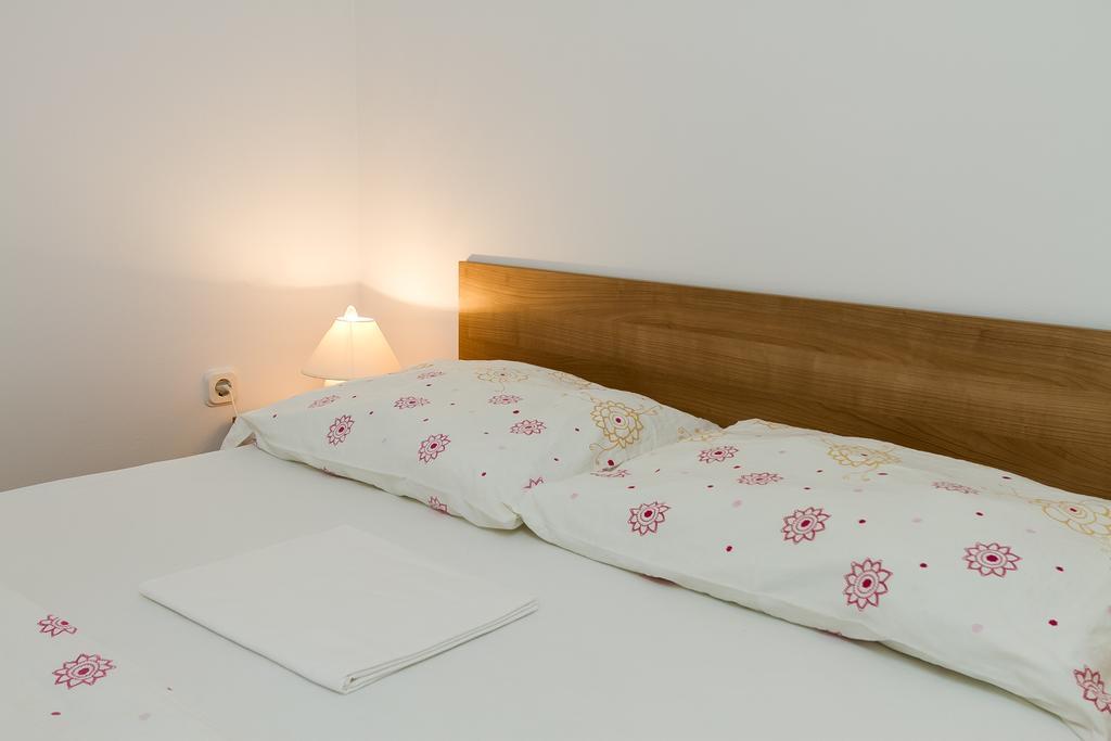 Apartments Vukelic Klenovica Pokój zdjęcie
