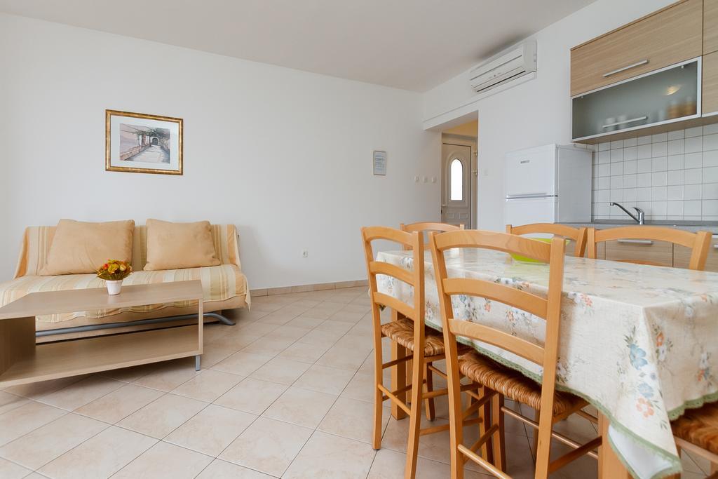 Apartments Vukelic Klenovica Pokój zdjęcie